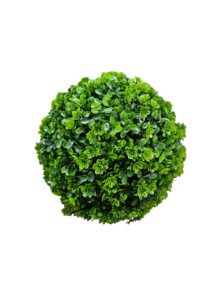 Green ball in the middle.