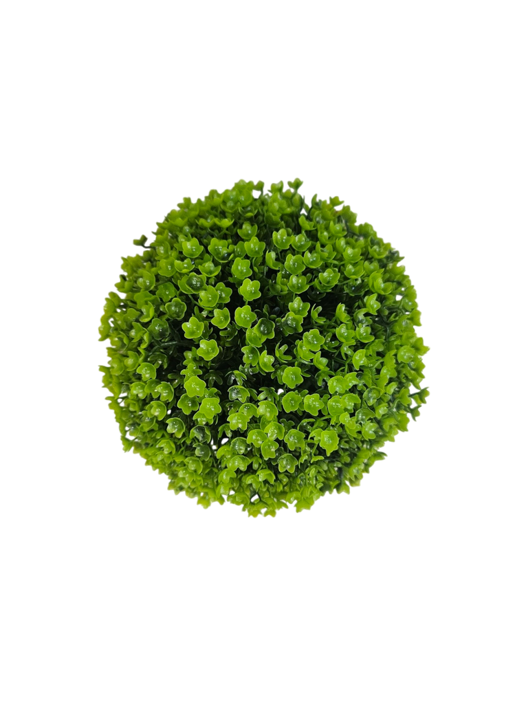 Green ball in the middle.