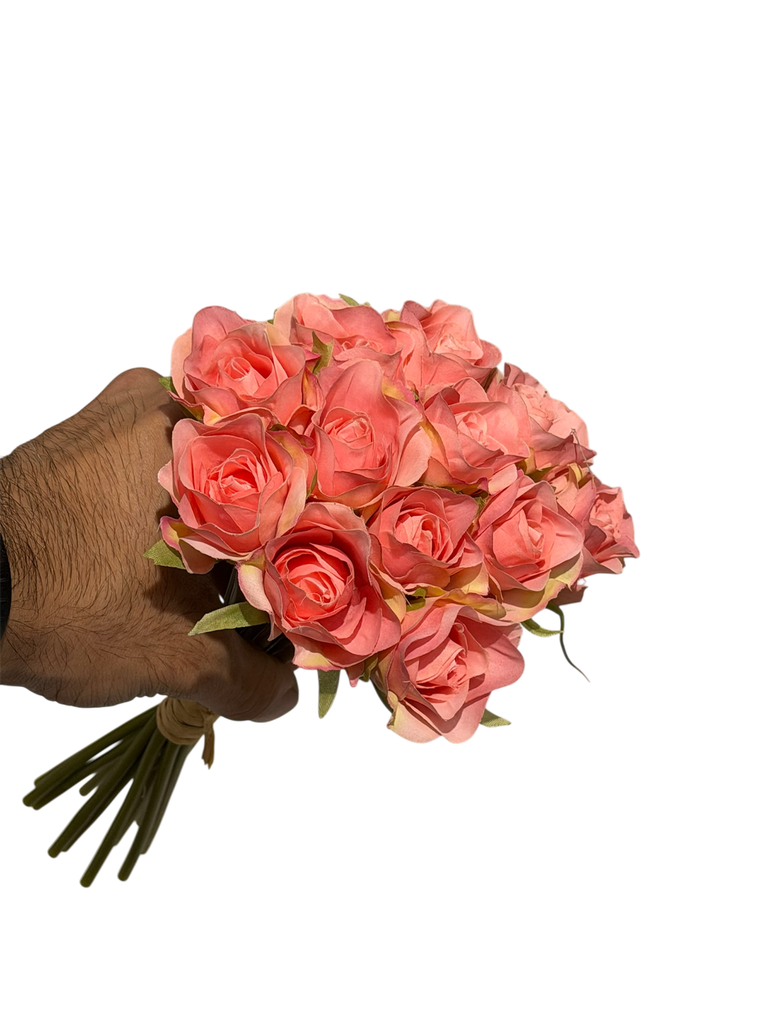 وردة بيبي وردية