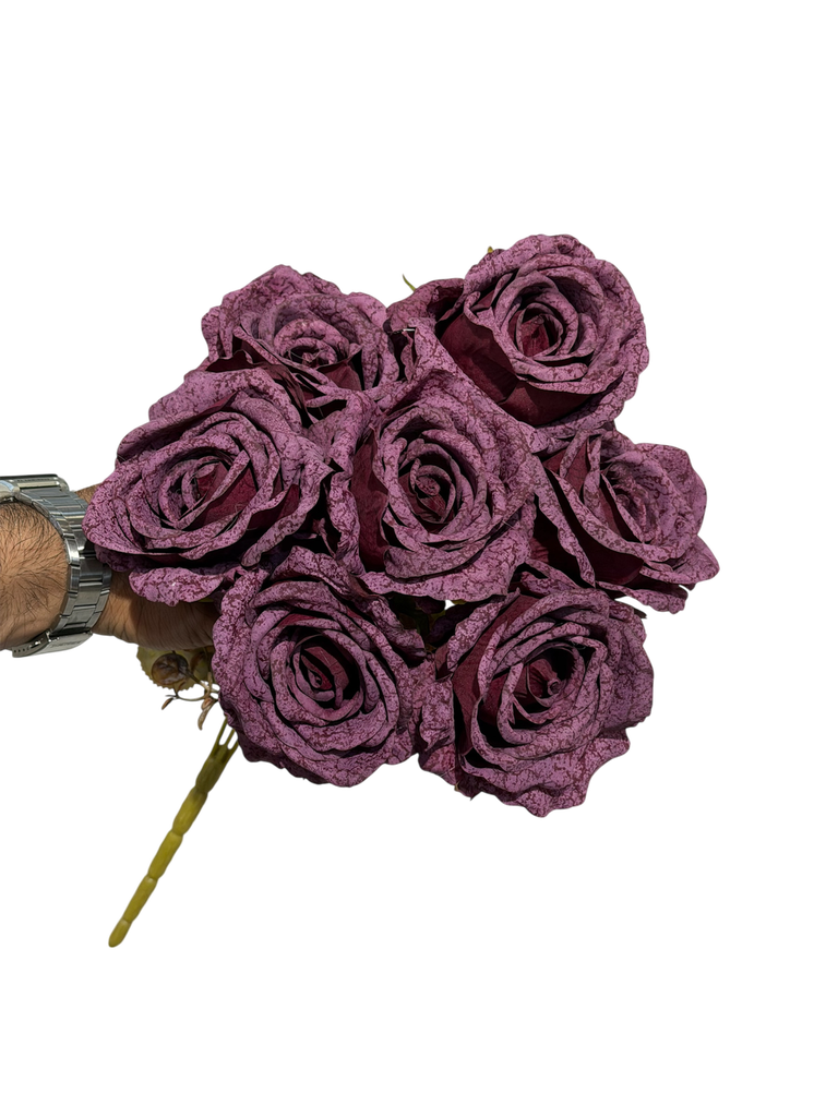 maroon rose