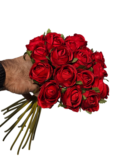 الوردة الحمراء