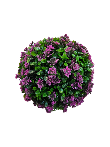 كرة خضراء في الوسط.